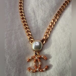 🧡Vintage Chanel Gold Chain Pearl CC Pendant Necklace 🧡